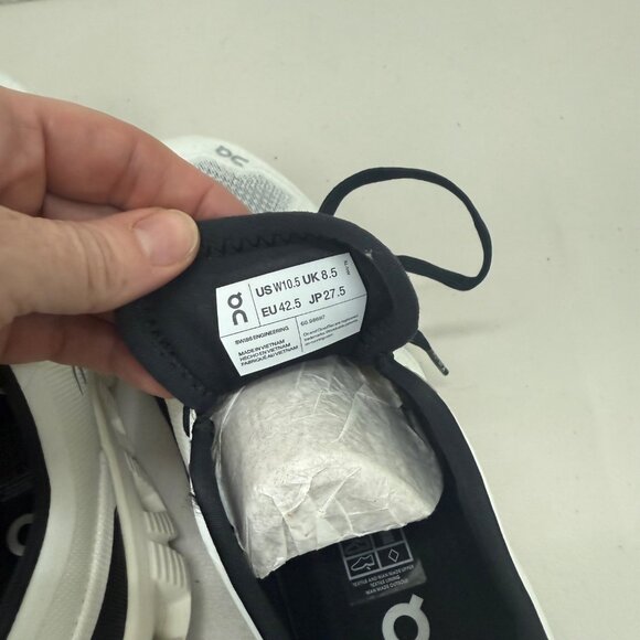 On Cloud X 4 White Road Running Athletic Sneakers Shoes 60.98697 Womens sz 10.5 - Picture 6 of 9